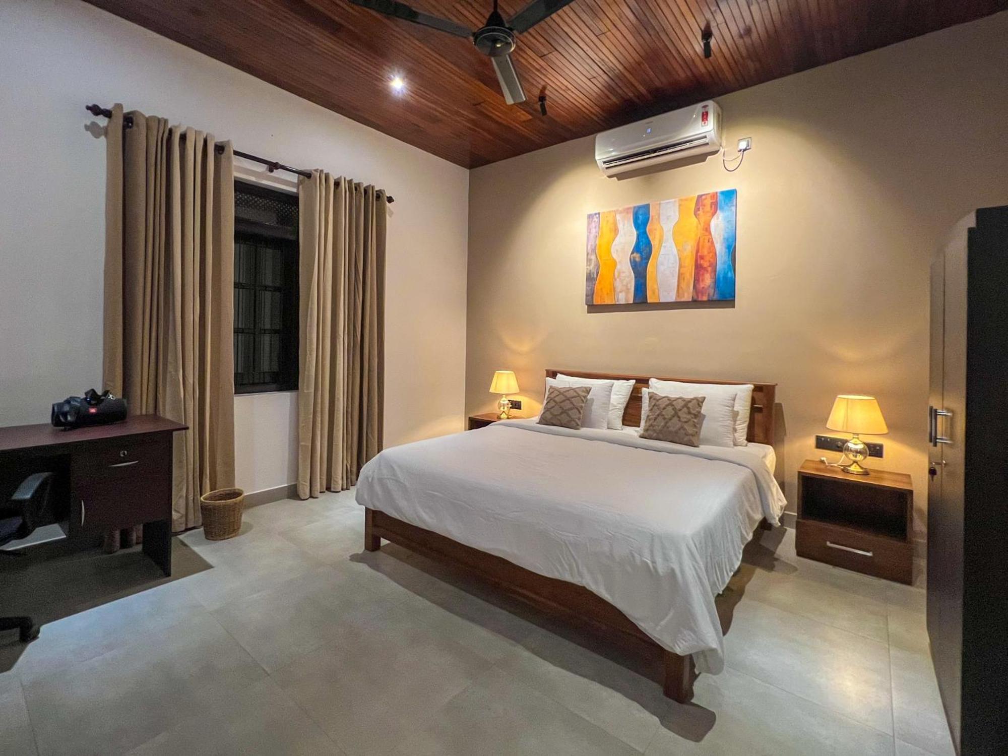 River Breeze Guest House Weligama Buitenkant foto