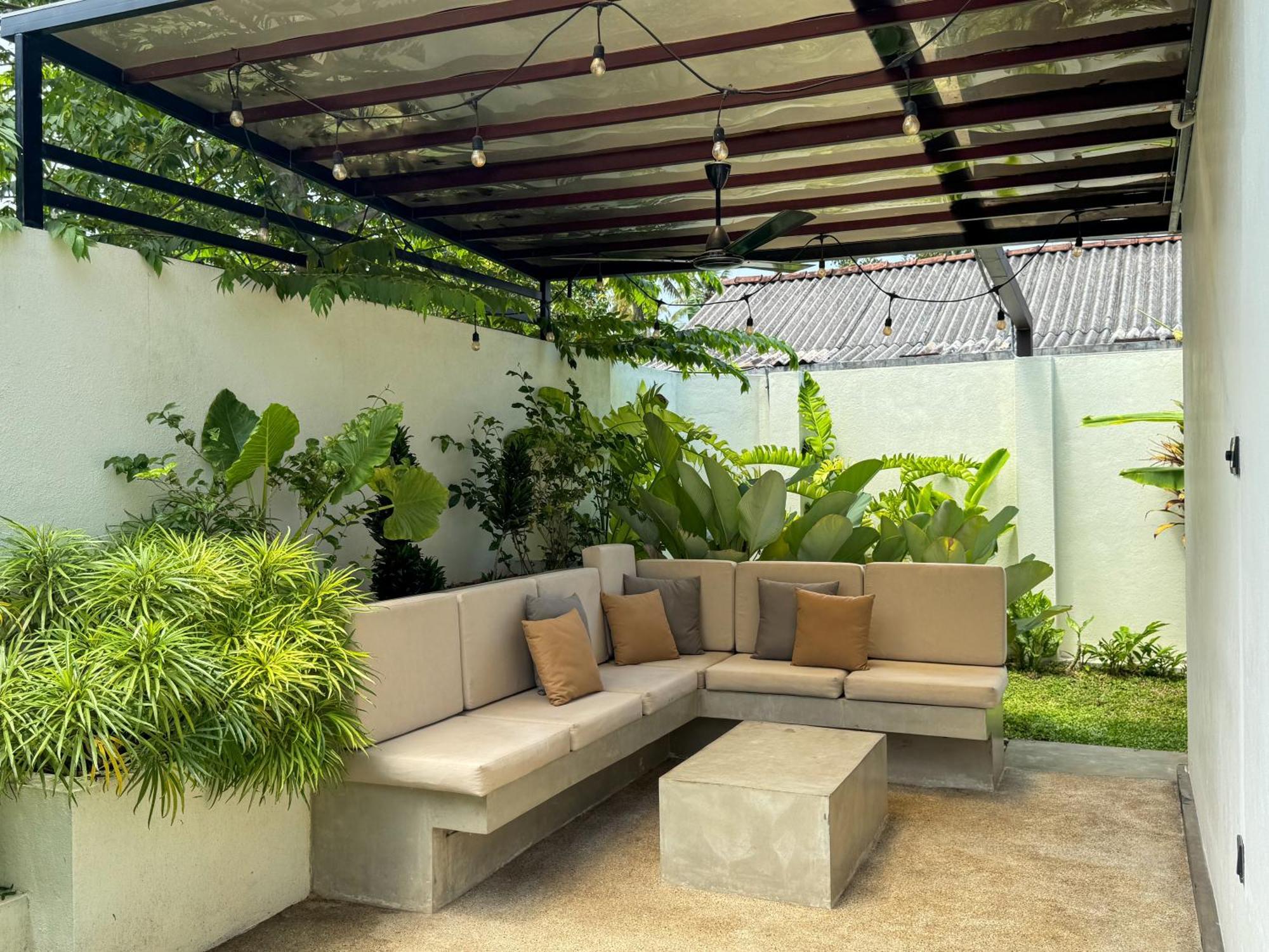 River Breeze Guest House Weligama Buitenkant foto